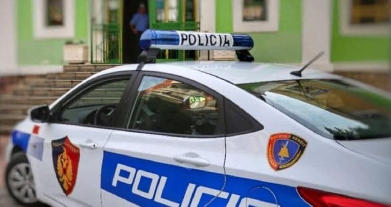 Përfshihet nga zjarri një banesë në Berat