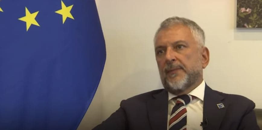 Dorëheqja e tre policëve të rinj serbë, reagon shefi i EULEX-it