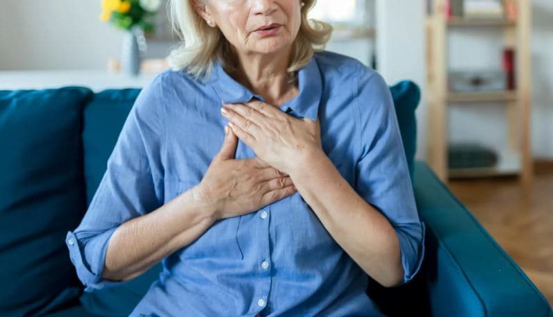 Një sëmundje e zemrës mund të prekë një në katër gra pas menopauzës, zbulon studimi
