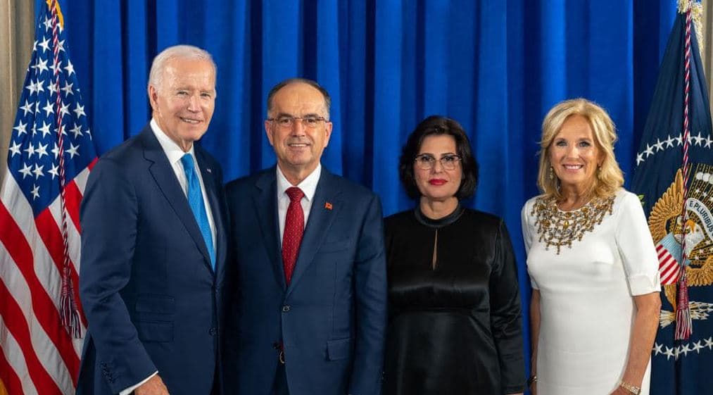 Begaj takon Bidenin: Miq dhe partnerë të bashkuar nga një aleancë vlerash (FOTO)