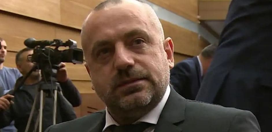 ​Interpoli lëshon fletarrest për Milan Radojçiqin