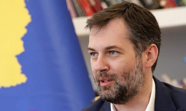 Çeku reagon ndaj bashkëpunimit Shqipëri-Serbi: S'na pyetën, do të ishim gati deri në vitin 2027