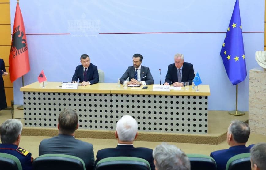 Nënshkruhet marrëveshja Shqipëri-BE, për aktivitetet operacionale të FRONTEX
