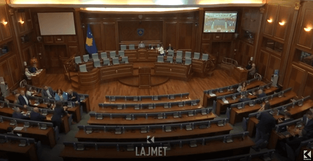 Opozita s’e do kushtin e kuorumit për seancat e jashtëzakonshme (VIDEO)