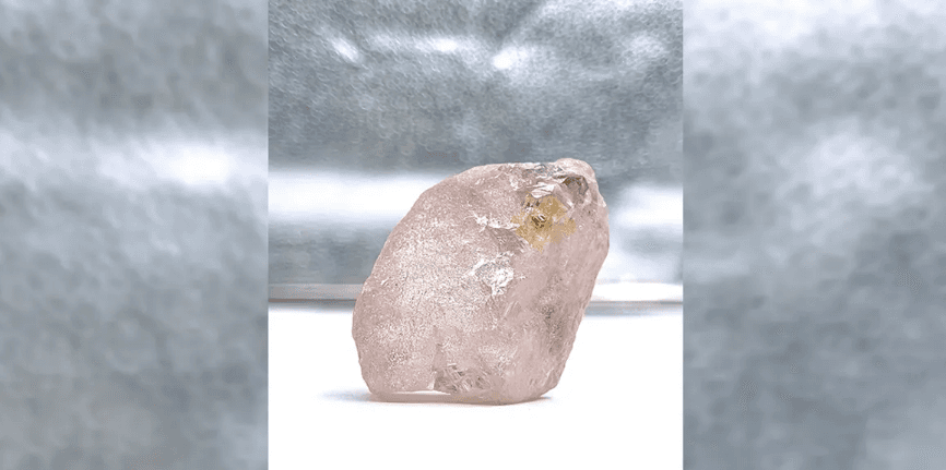Pse diamantët më të shtrenjtë kanë ngjyrë rozë?