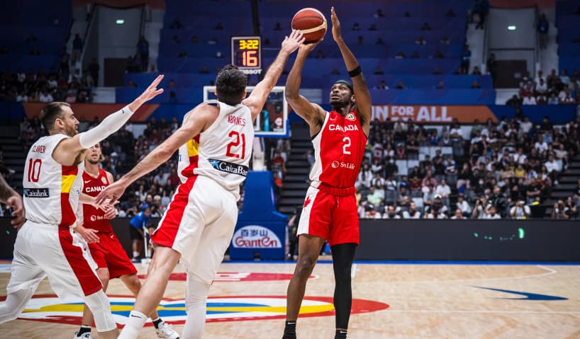 Kanadaja e dërgon në shtëpi kampionin aktual të botës në basketboll