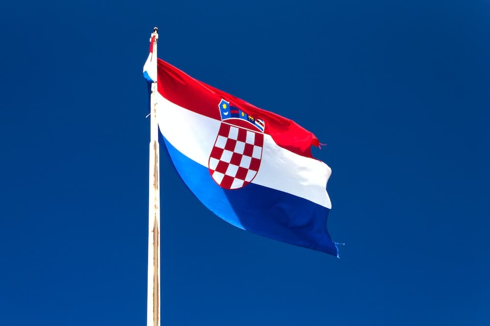 Masakra në shtëpinë e të moshuarve në Kroaci: Ish-ushtarak vrau nënën e tij, më pas u ul në kafene dhe porositi pije