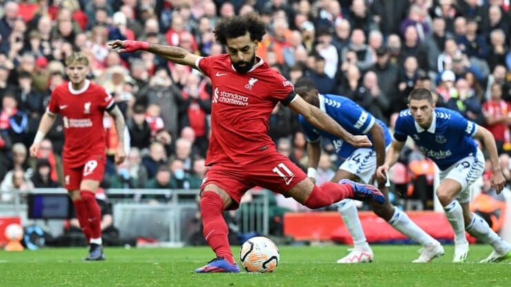 Liverpooli me një fitore komode ndaj Evertonit
