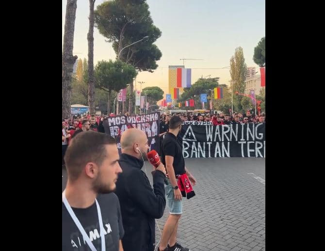"Kuqezinjtë" nisen drejt "Air Albania" (VIDEO)