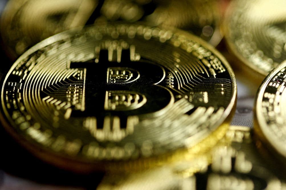 Rritet dukshëm vlera e bitcoinit