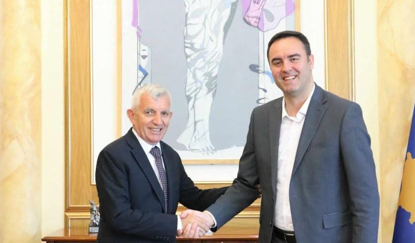 Konjufca vlerëson lart angazhimin e Minxhozit në Kosovë