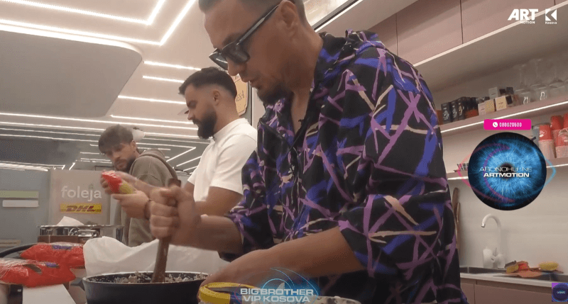 Blero tregon arsyen pse po rri me syza dielli brenda në shtëpi (VIDEO)