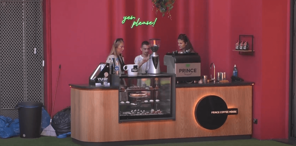 "Veç e trus", Gani Gërmia i tregon Monikës si përgatitet Prince Caffe-ja më e mirë (VIDEO)
