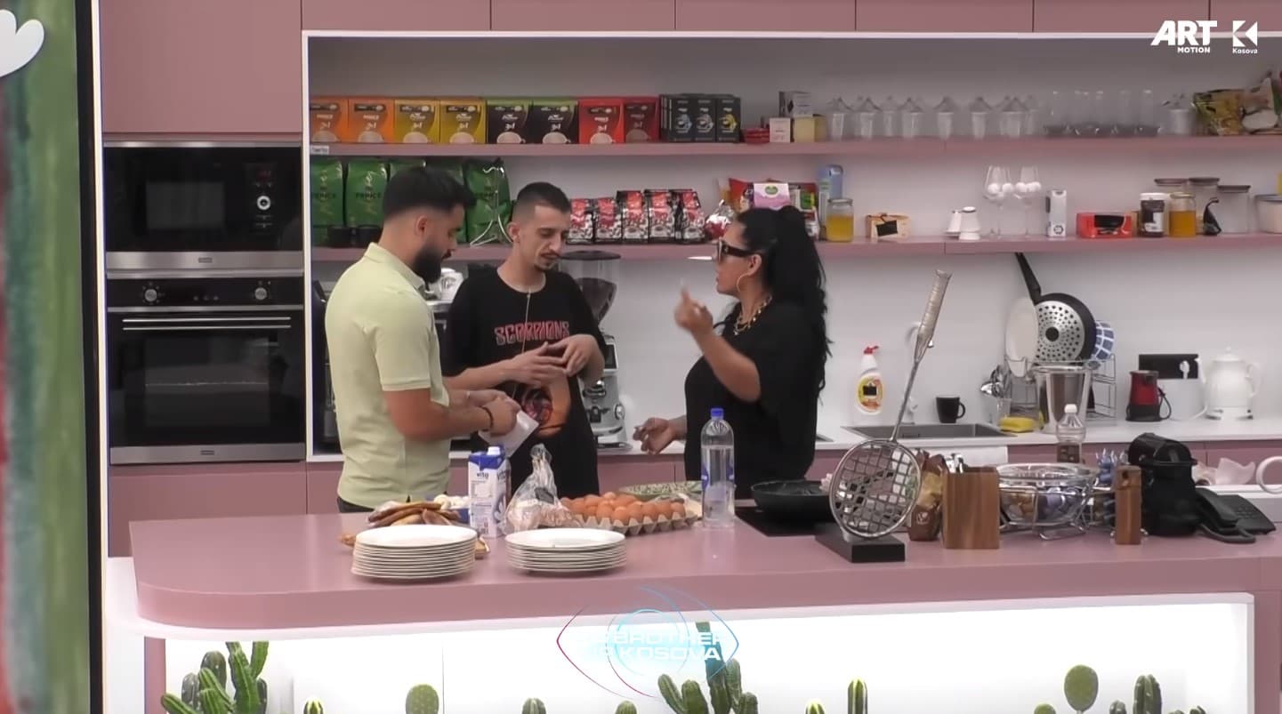 Ledi ngacmon Gani Gërminë: "Ta thërrasë Edonën" (VIDEO)