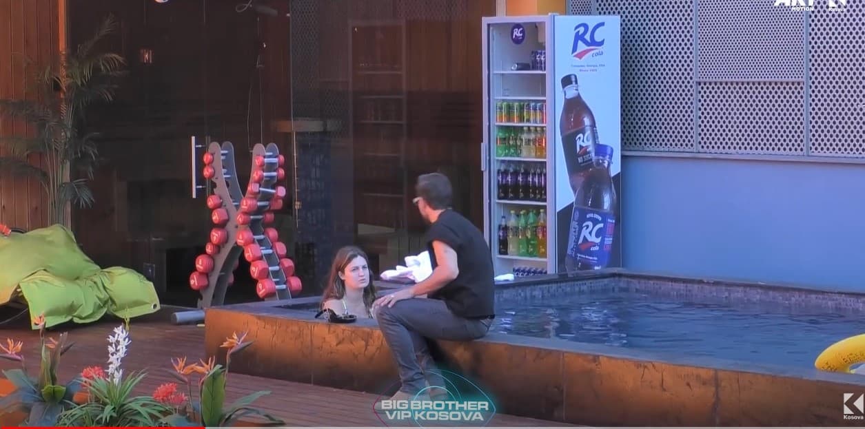 Lumbardhi vazhdon të interesohet për Albën, pyet Vesën: A e ke ditë për atë edhe Azemin? (VIDEO)