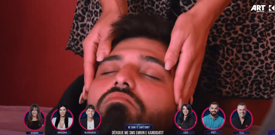 Relaksohet Azemi, i bën masazh Alba (VIDEO)