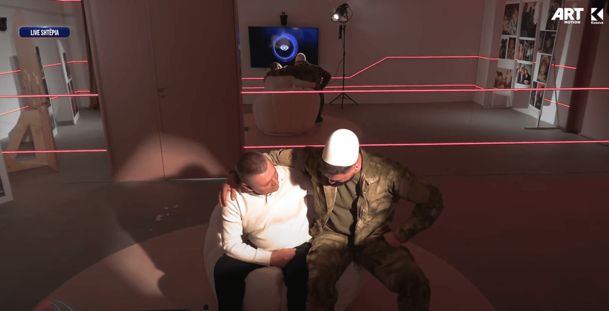 Azemi befasohet nga babai i tij (VIDEO)