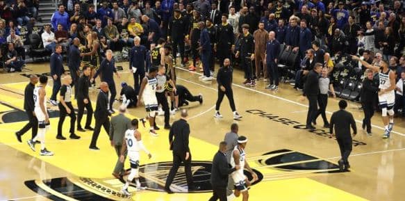 Kërcet grushti në NBA