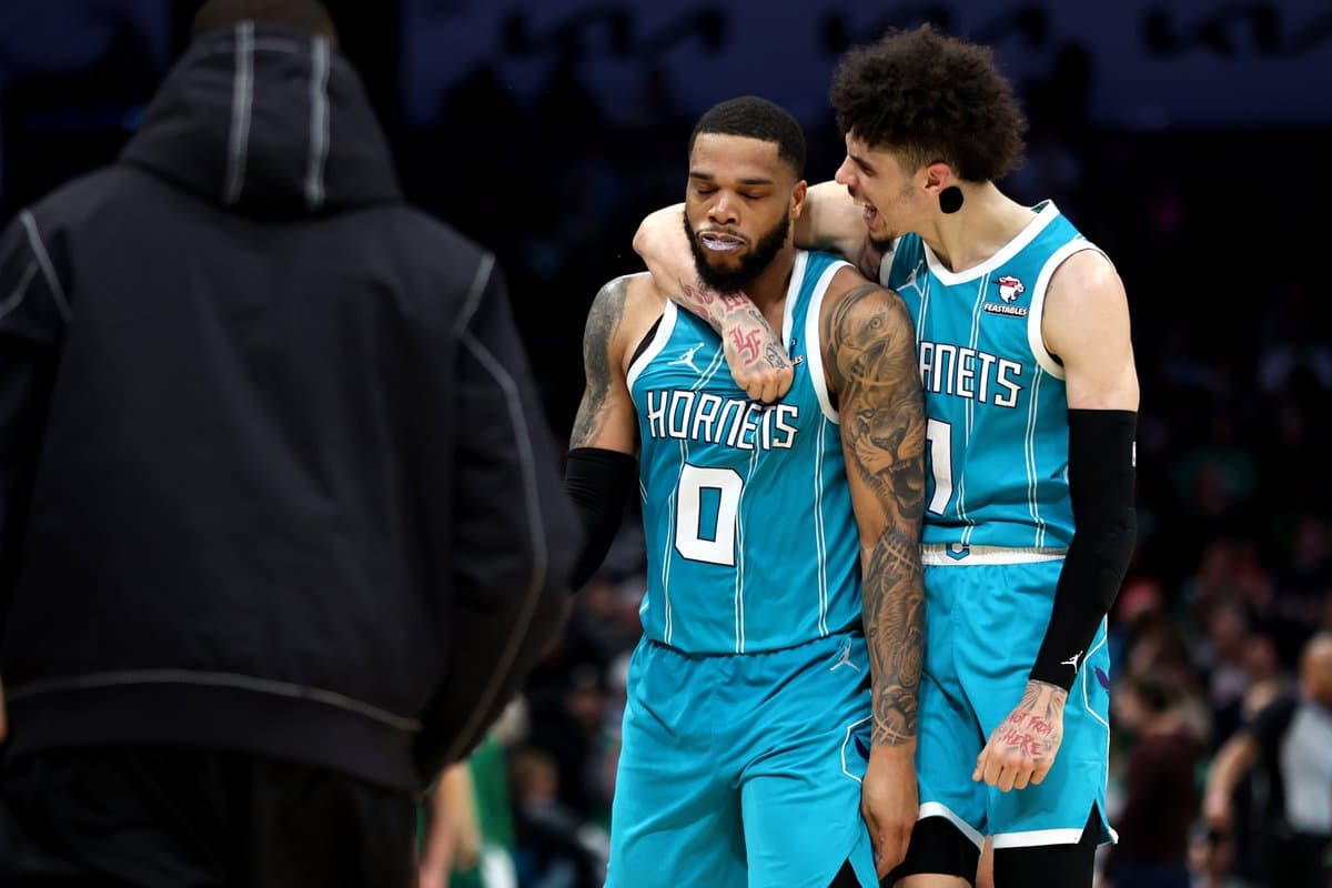 Top 10 aksionet e së hënës në NBA (VIDEO)