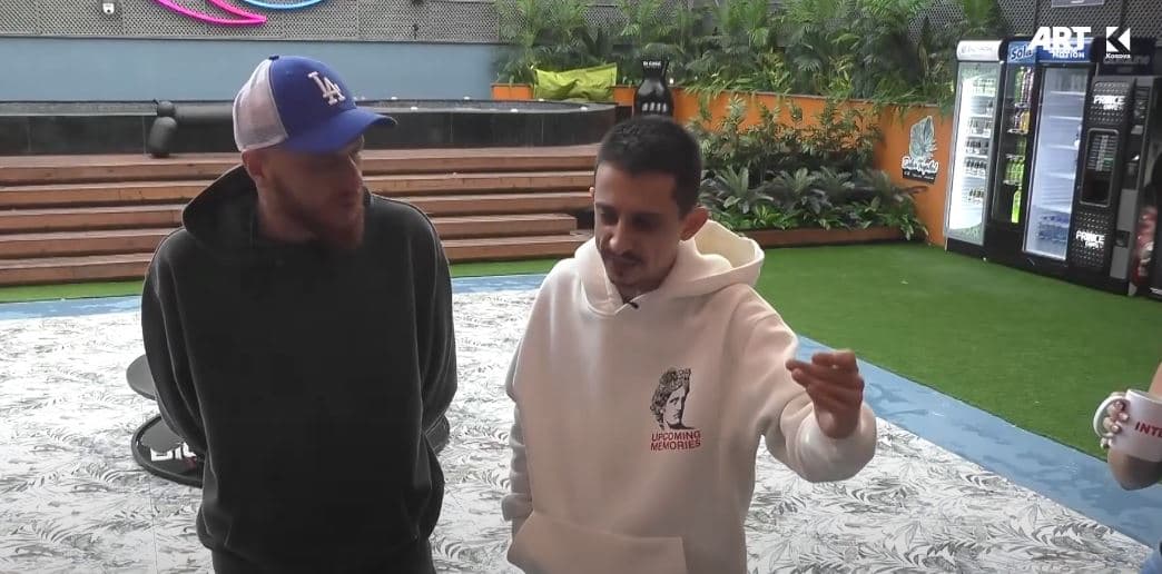 "Mos u bë lodër e dikujt", Gania me një mesazh të fuqishëm për vajzat teksa bashkëbisedon me Monikën (VIDEO)