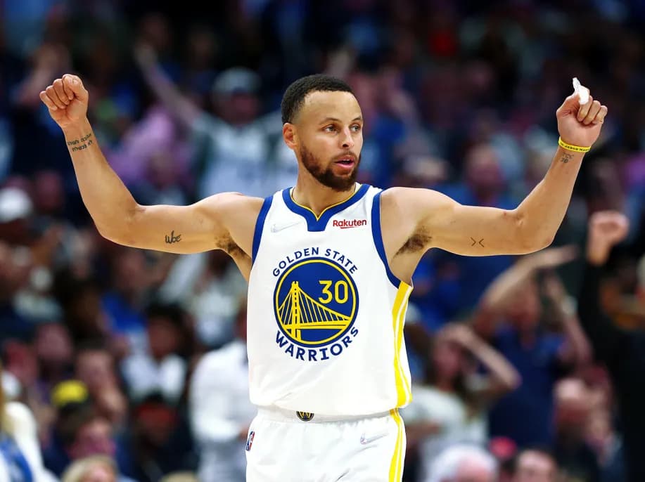 Curry, heroi i “Luftëtarëve” ndaj Oklahoma Cityt