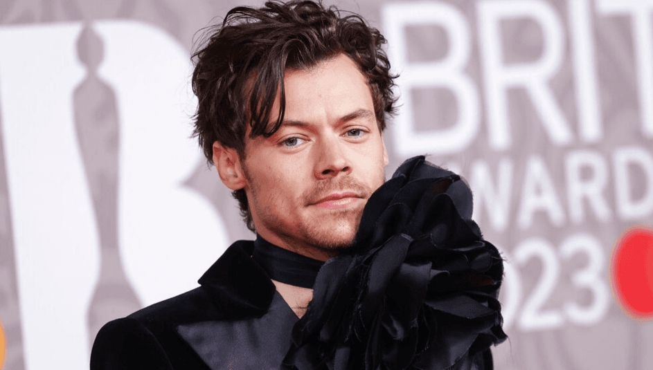 Harry Styles befason fansat me një prerje të re flokësh