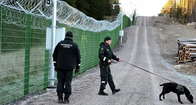 Finlanda akuzon Rusinë për ndihmën e kalimeve të paligjshme të emigrantëve