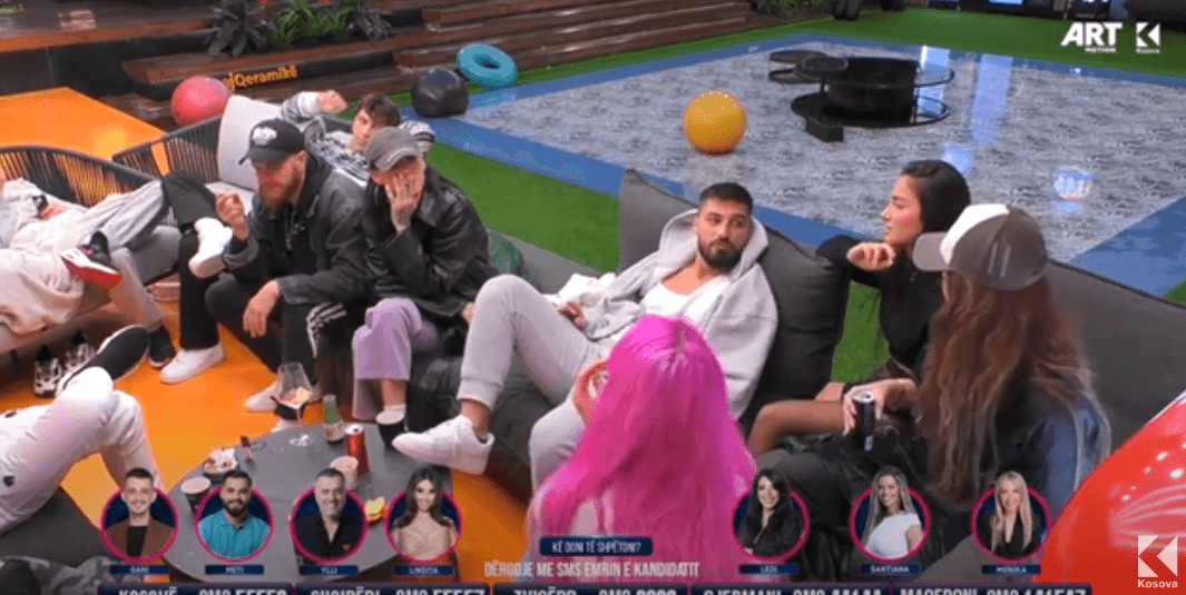 "Mashup", secili banor këndon në vete - Kujt po i shkon më mirë zëri? (VIDEO)