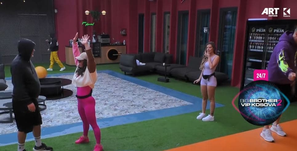 Linda, Buci dhe Santiana vazhdojnë të bëjnë aktivitete fizike, s’mungojnë as momentet qesharake (VIDEO)