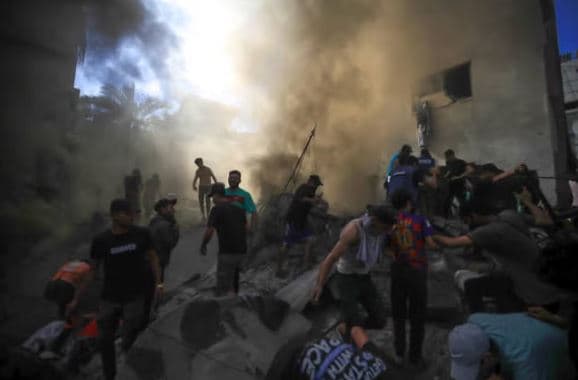 Rreth 800 mijë palestinezë ikën në jug të Gazës