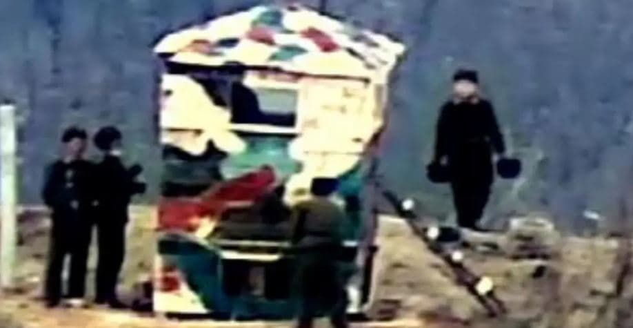 Koreja e Veriut rindërton pikat kufitare pas anulimit të marrëveshjes me Korenë e Jugut