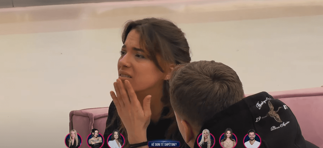 Shqipja shpërthen në lot, porsa merr një mesazh përmes ArtMotion nga babai i saj (VIDEO)