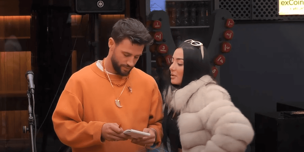 Lumbardhi shkruan poezi në nder të 28 Nëntorit (VIDEO)