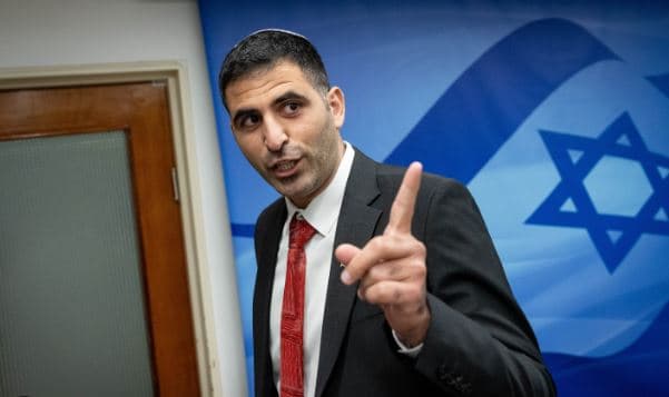 Ministri sugjeron sanksionimin e gazetës izraelite për mbulimin e luftës