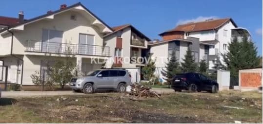 Përfundon bastisja, Ismail Sylës i konfiskohet vetëm telefoni (VIDEO)