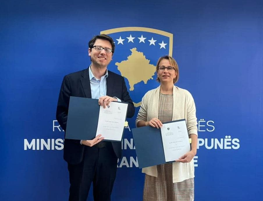 Firmoset ujdia për kredinë 15-milionëshe për Telekomin
