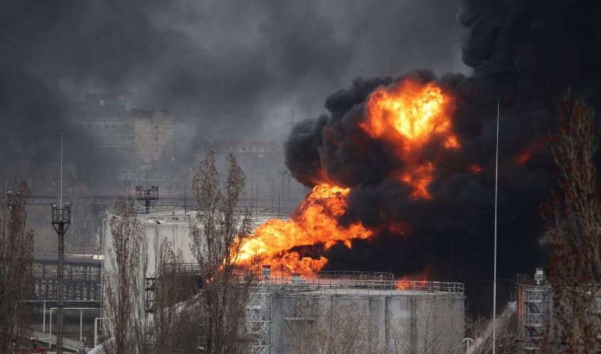 Rusia godet infrastrukturën e portit detar të Odesës në Ukrainë