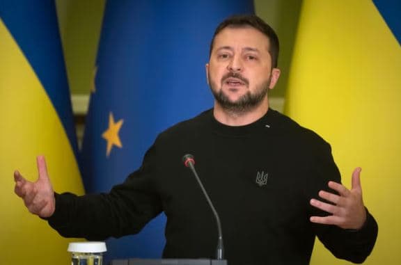 Zelensky falënderon ushtrinë ukrainase për luftimin e sulmeve ruse