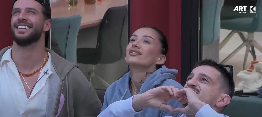 "Go Alby, Boki loves you", Don Xhoni i dërgon dron Albyt (VIDEO)
