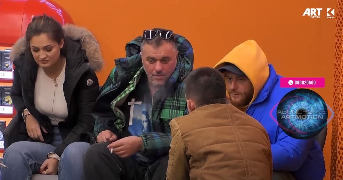Përplasje e fortë ndërmjet Bucit dhe Gani Gërmisë (VIDEO)