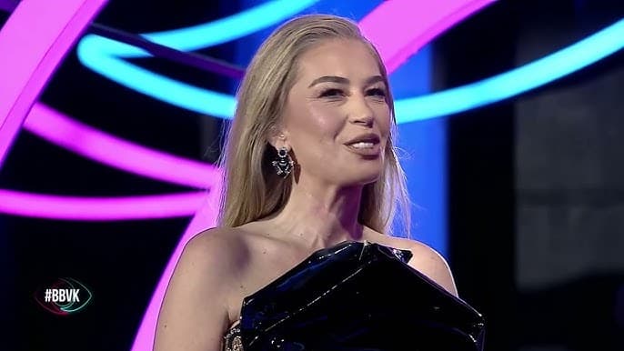 Monika jep versionin e saj mbi përplasjen Blerando-Meti: E ka shtyrë, se ka prekur (VIDEO)