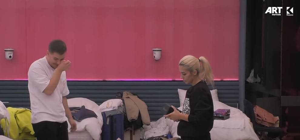 Iliriana, Adrit: Edhe pa më thënë ti, unë nuk kam qejf të ekspozohem shumë (VIDEO)
