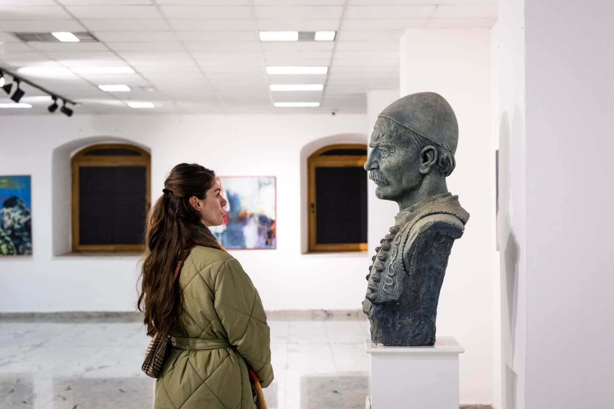 "Ngjyrat e atdheut" në Muzeun Kombëtar të Kosovës