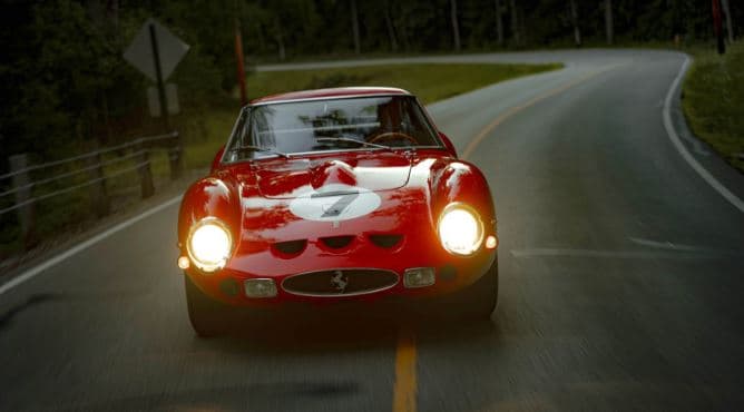 Ikona e garave e vitit 1962 bëhet Ferrari më i shtrenjtë i shitur ndonjëherë në ankand
