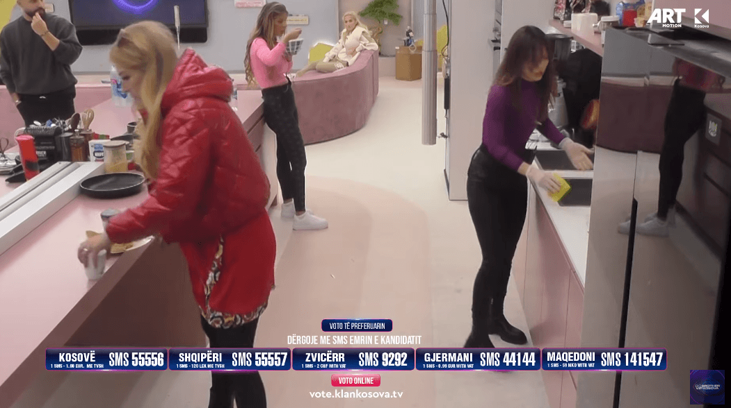 "Me mu s'ka ashtu" - Përplasen Monika dhe Shqipja (VIDEO)