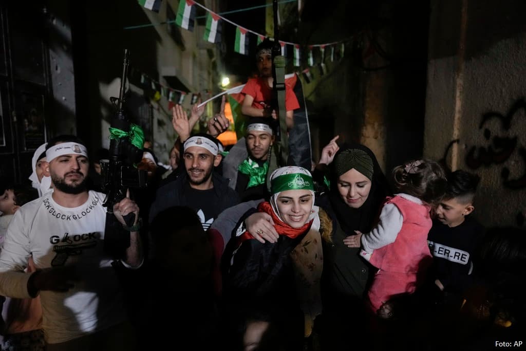 39 palestinezë të liruar nga burgjet izraelite