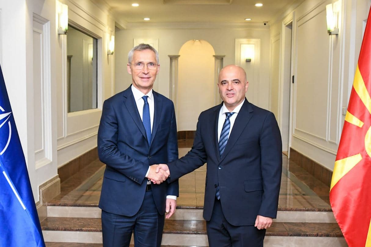 Kovaçevski në takim me Stoltenberg: Maqedonia vazhdon të japë kontribut në NATO