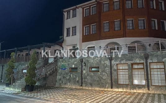 Pamje nga objekti në veri që u mor sot nën kontroll nga AKP-ja (FOTO)