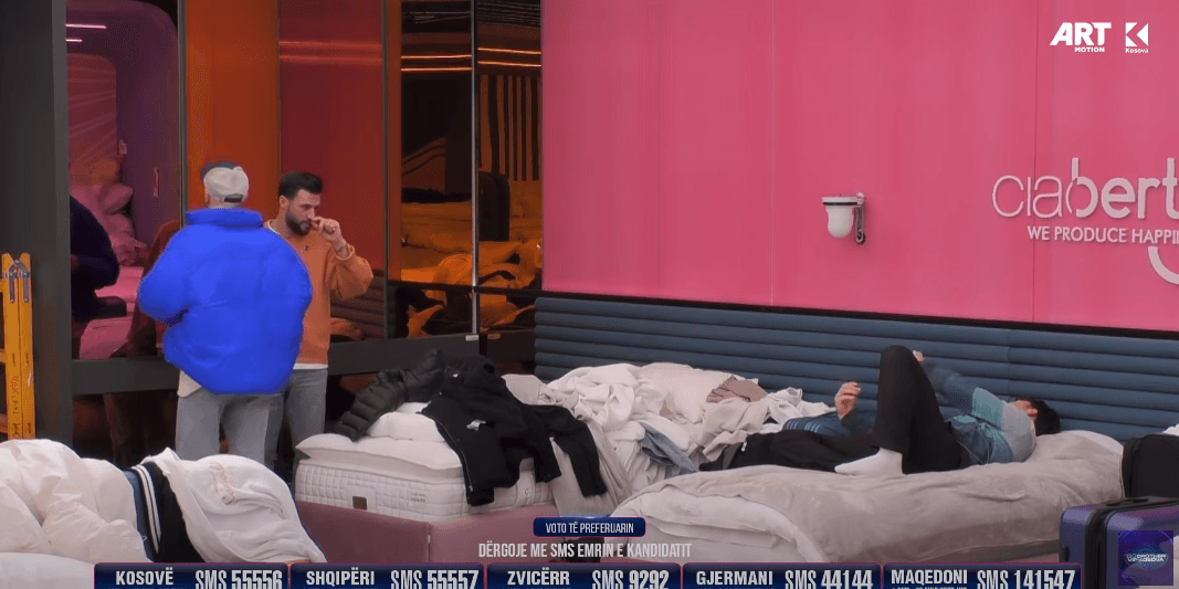 Blerando thotë se Azemi është aktor, kurse Lumbardhin e etiketon si intrigant (VIDEO)