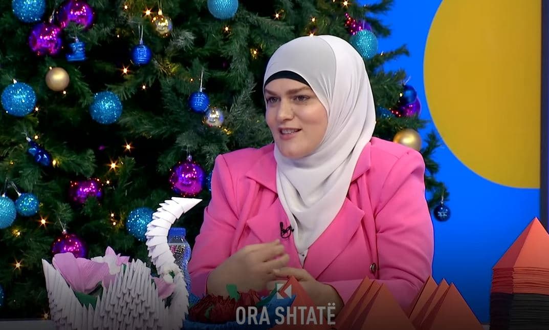 Arbnora Fejza Idrizi, gruaja e cila me artin origami bën çudira (VIDEO)
